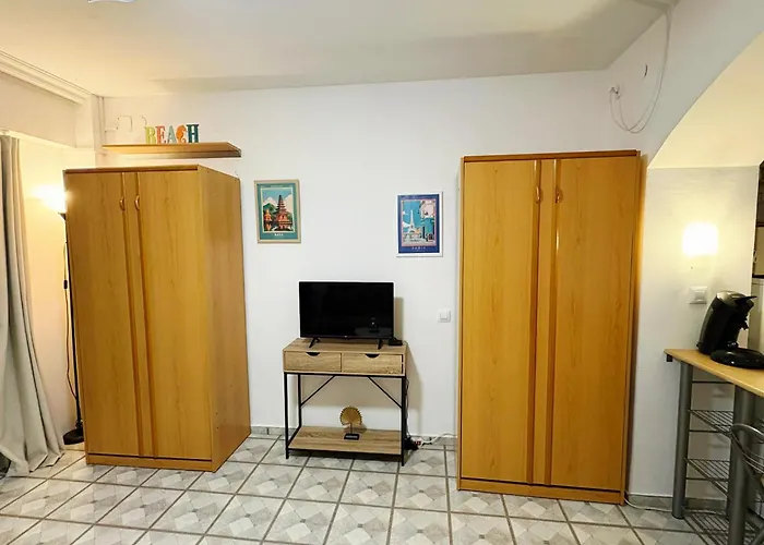 Confortable Santa Margarida, Roses Ρόζες